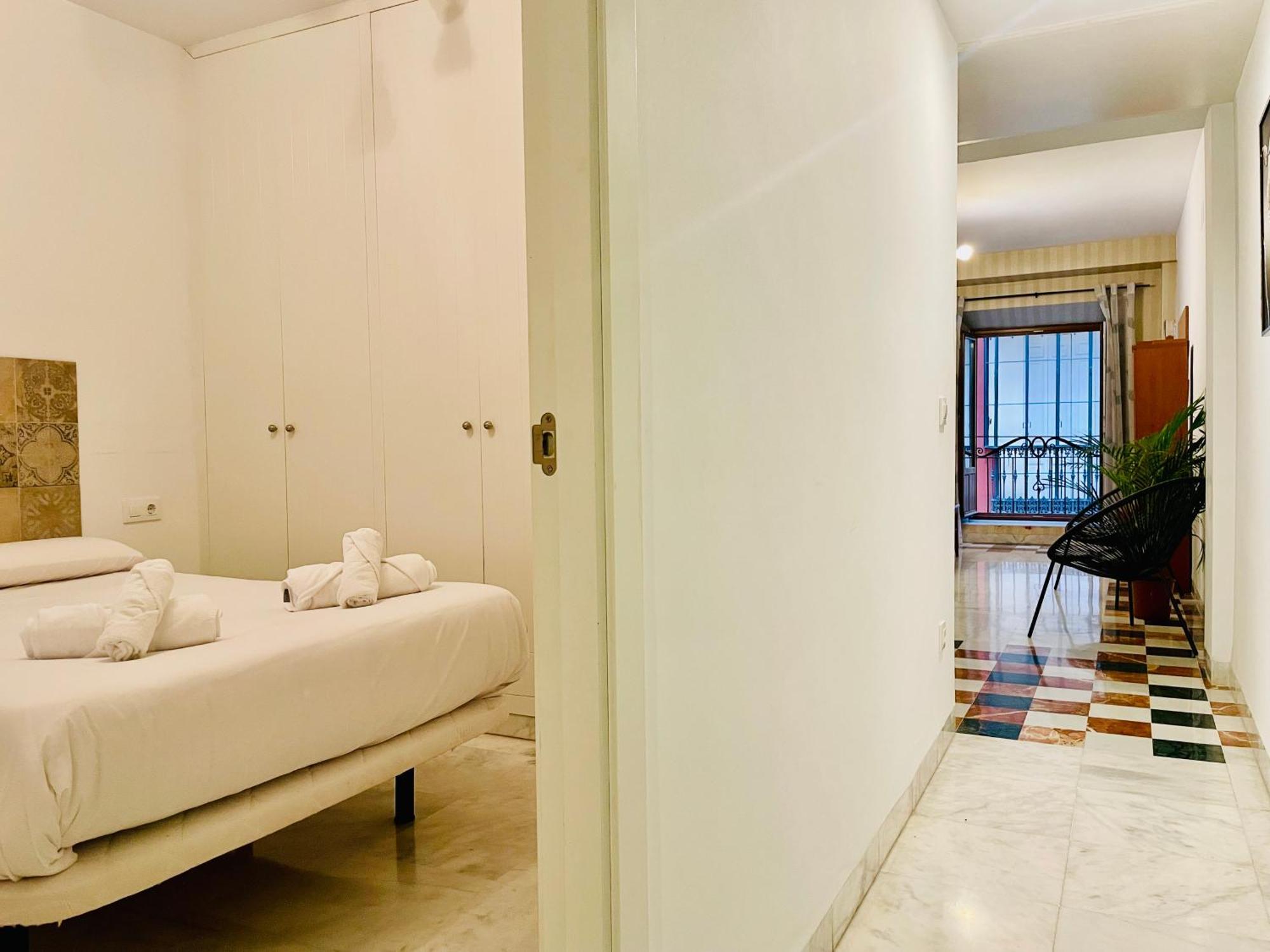 Entrecatedrales Suite Sevilla Exteriér fotografie